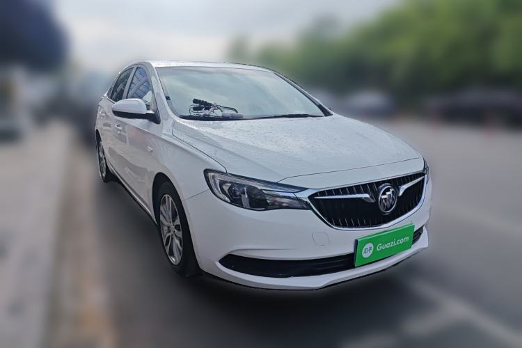 Used Buick GT 2021 1.3T Automatic Mild Hybrid Elite Version Front Right 45 Deg