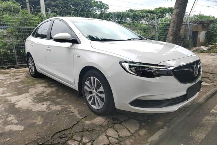 Used Buick GT 2021 Revised Version 1.3T Automatic Mild Hybrid Elite Edition Front Right 45 Deg
