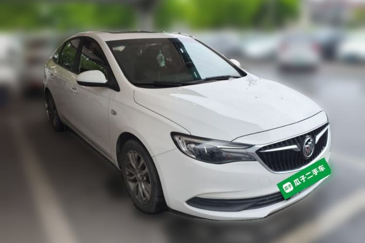 Used Buick GT 2021 1.3T Automatic Mild Hybrid Elite Version Front Right 45 Deg