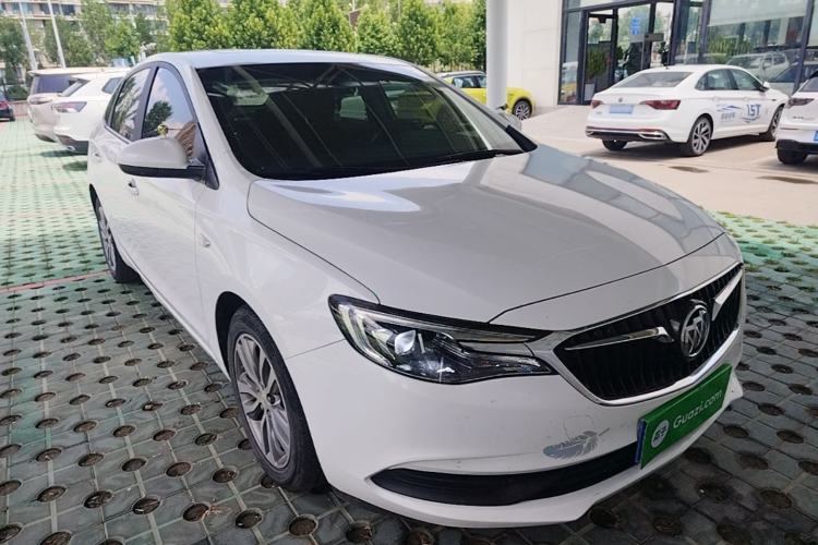 Used Buick GT 2021 1.3T Automatic Mild Hybrid Elite Version Front Right 45 Deg
