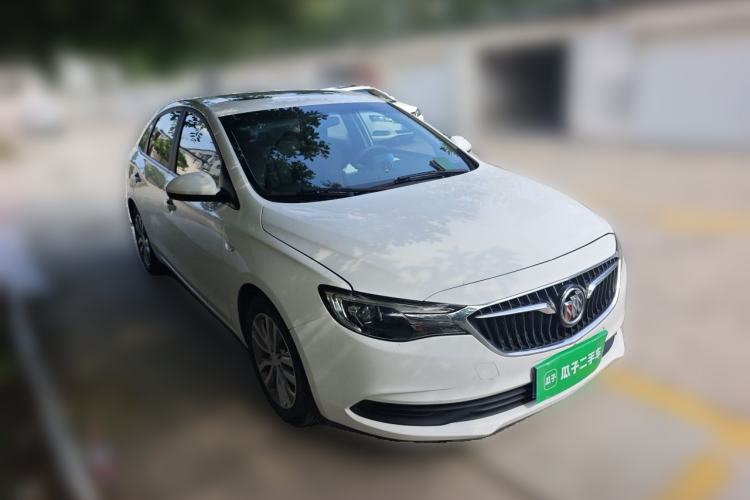 Used Buick GT 2021 1.3T Automatic Mild Hybrid Elite Version Front Right 45 Deg