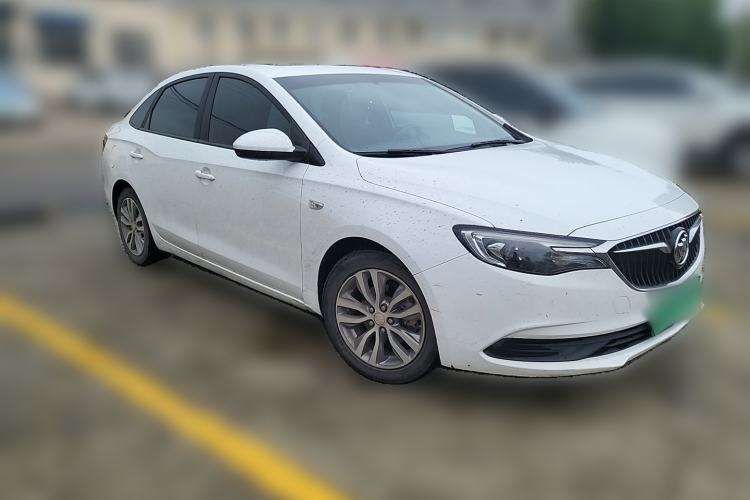 Used Buick GT 2021 1.3T Automatic Mild Hybrid Elite Version Front Right 45 Deg