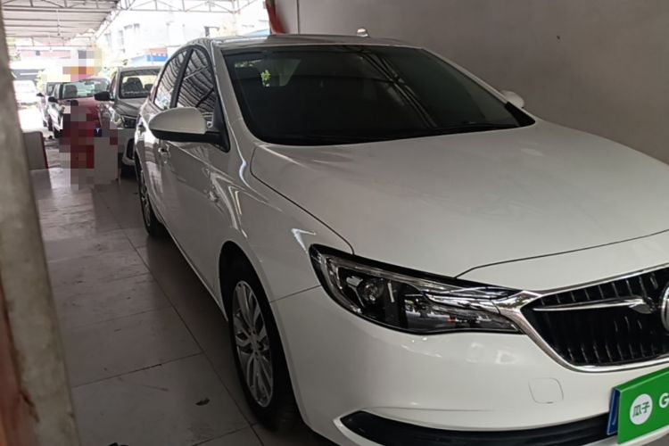 Used Buick GT 2021 1.3T Automatic Mild Hybrid Elite Version Front Right 45 Deg