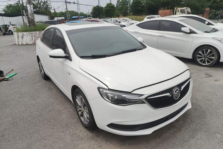Used Buick GT 2021 Revised Version 1.3T Automatic Mild Hybrid Elite Edition Front Right 45 Deg