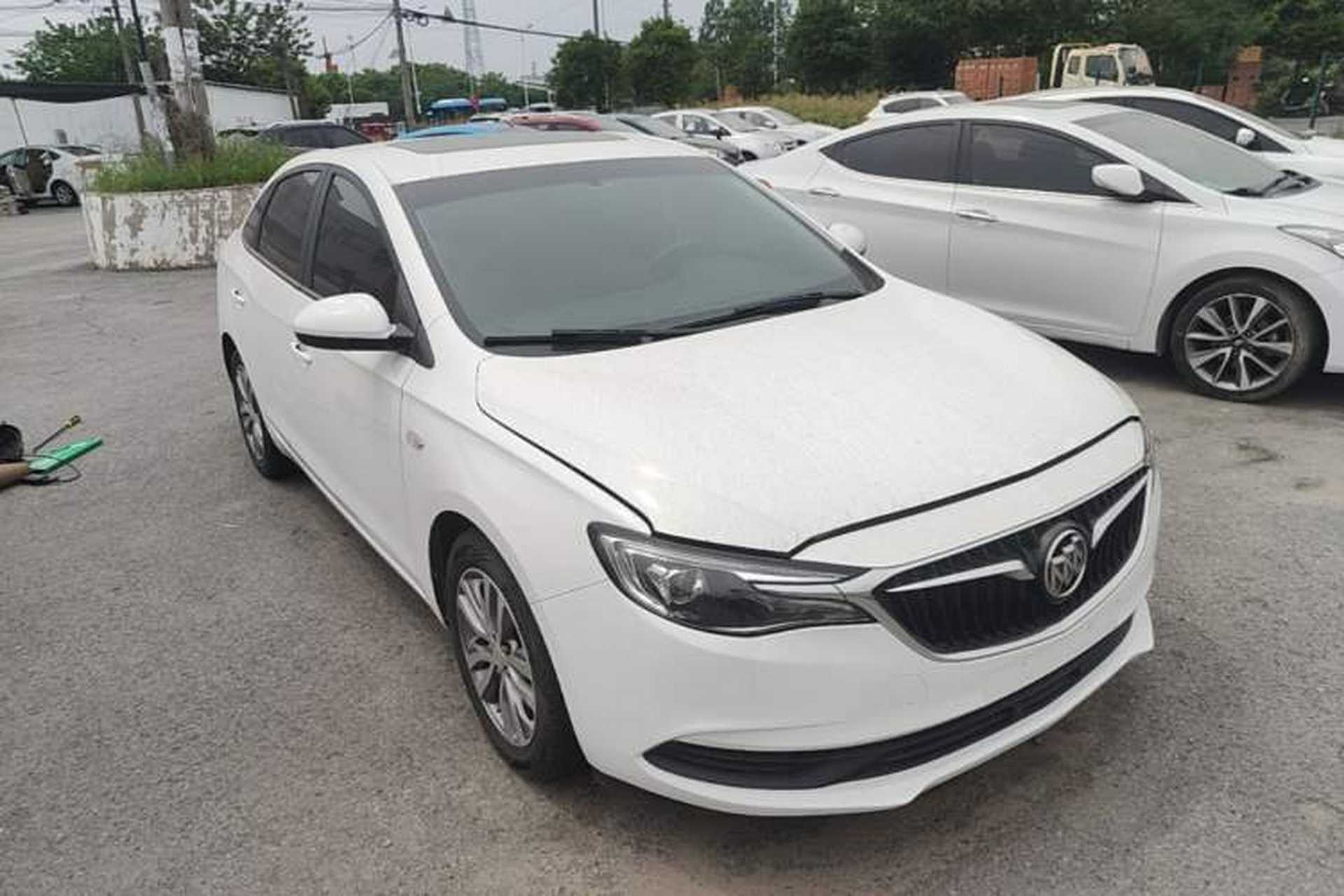 Used Buick GT 2021 Revised Version 1.3T Automatic Mild Hybrid Elite Edition Front Right 45 Deg