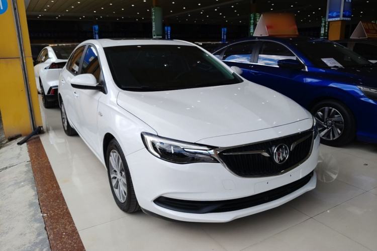 Used Buick GT 2021 1.3T Automatic Mild Hybrid Elite Version Front Right 45 Deg