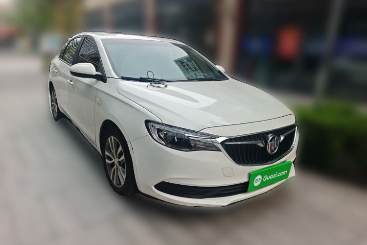 Used Buick GT 2021 1.3T Automatic Mild Hybrid Elite Version Front Right 45 Deg