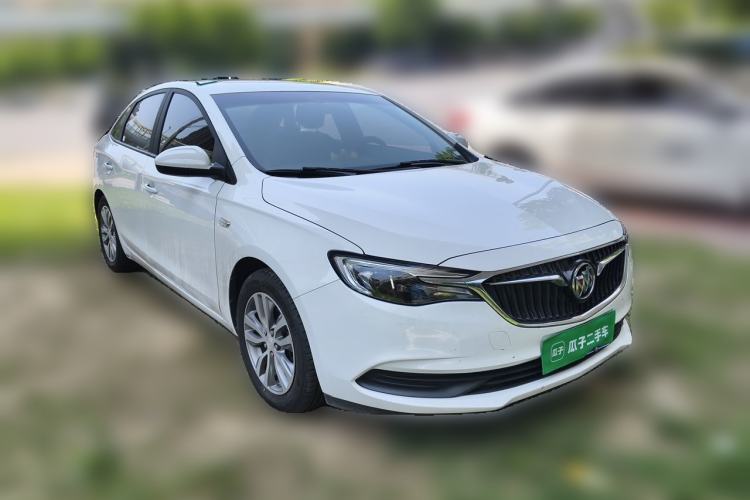 Used Buick GT 2021 1.3T Automatic Mild Hybrid Elite Version Front Right 45 Deg