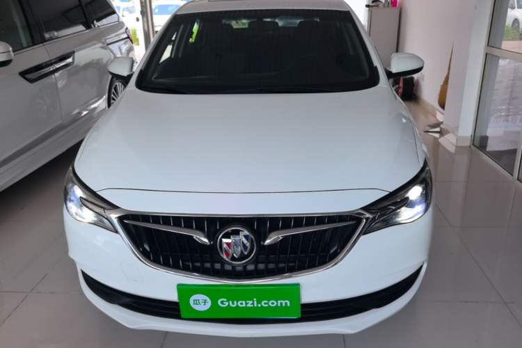 Used Buick GT 2021 1.3T Automatic Mild Hybrid Elite Version Front