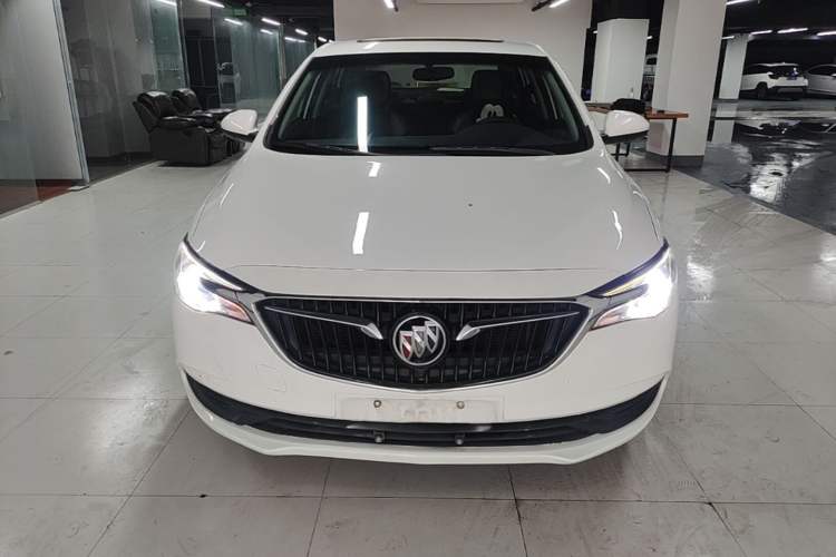 Used Buick GT 2021 1.3T Automatic Mild Hybrid Elite Version Front