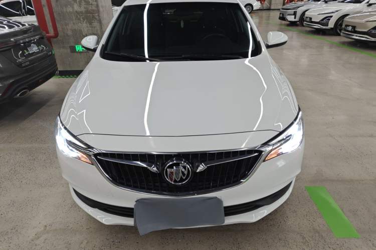 Used Buick GT 2021 1.3T Automatic Mild Hybrid Elite Version Front