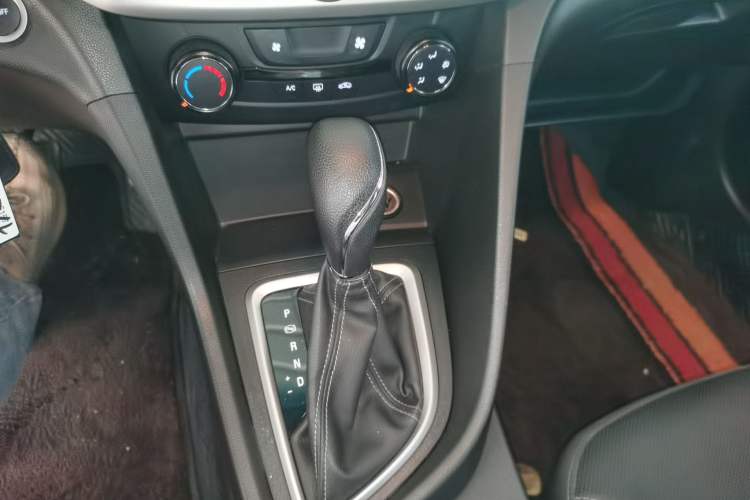 Used Buick GT 2021 Revised Version Flagship 1.5L Automatic Elite Edition Gear Lever
