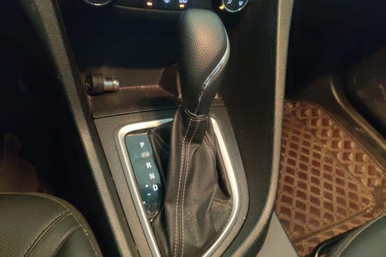 Used Buick GT 2021 Revised Version Flagship 1.5L Automatic Elite Edition Gear Lever