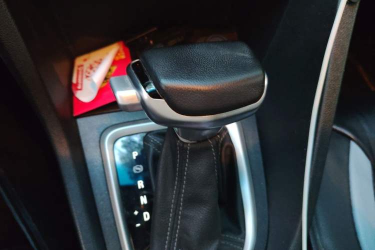 Used Buick GT 2021 Revised Version Flagship 1.5L Automatic Elite Edition Gear Lever