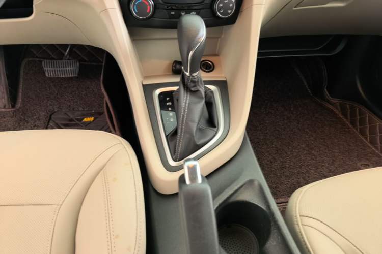 Used Buick GT 2021 Exemplar 1.5L Automatic Elite Version Gear Lever