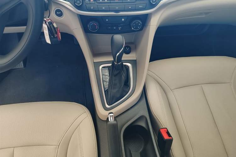 Used Buick GT 2021 Exemplar 1.5L Automatic Elite Version Gear Lever