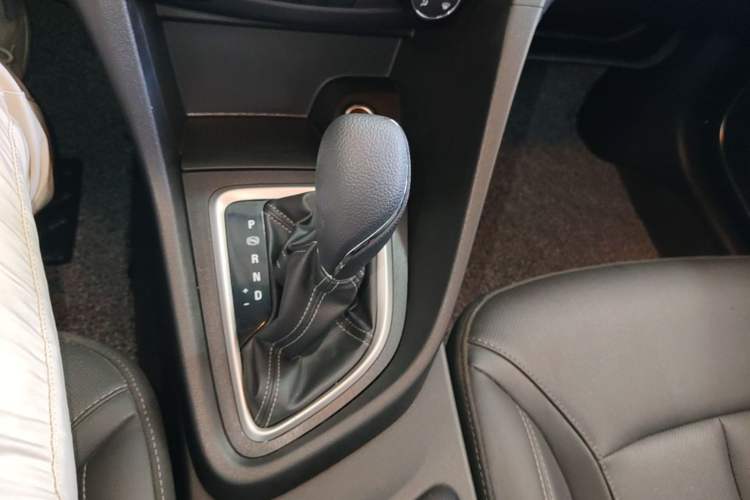 Used Buick GT 2021 Revised Version Flagship 1.5L Automatic Elite Edition Gear Lever