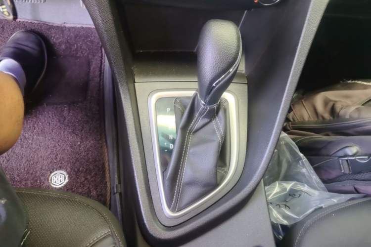 Used Buick GT 2021 Revised Version Flagship 1.5L Automatic Elite Edition Gear Lever