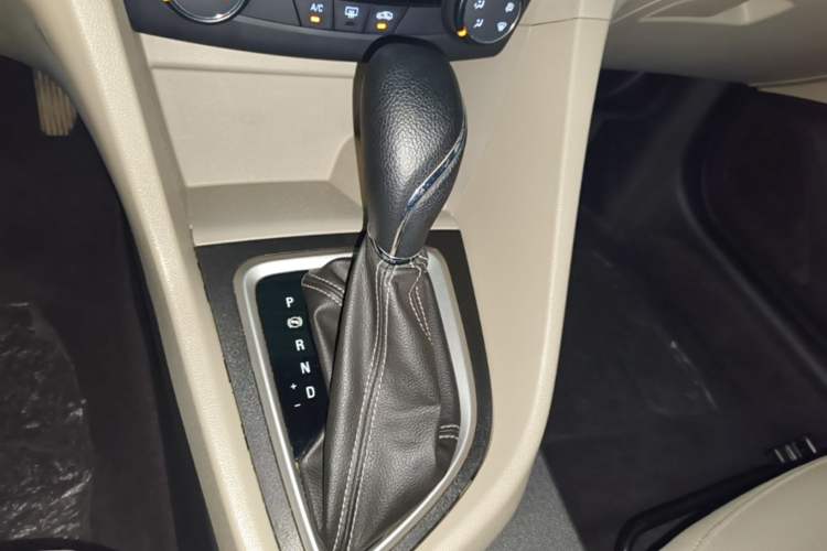 Used Buick GT 2021 Exemplar 1.5L Automatic Elite Version Gear Lever