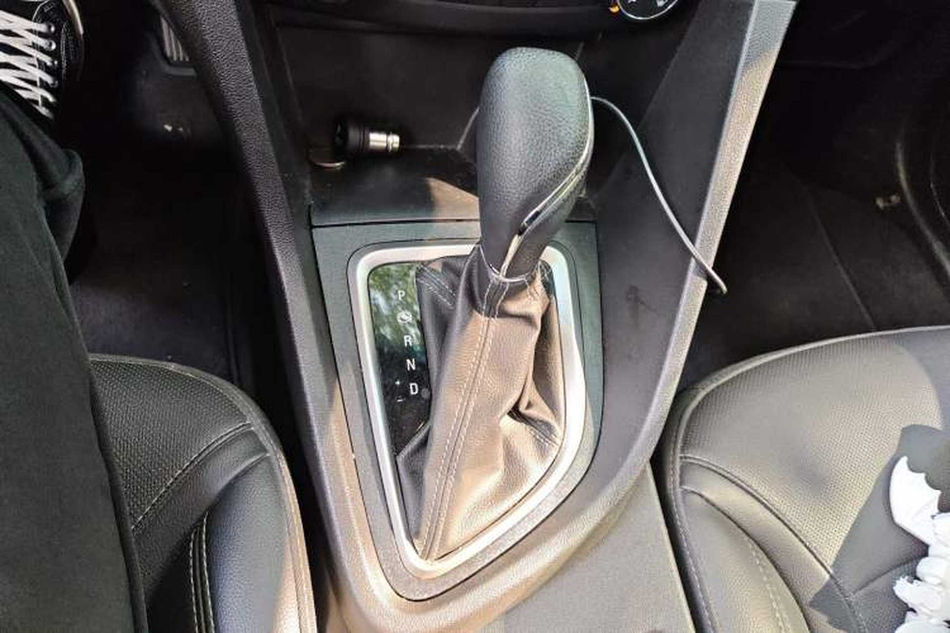 Used Buick GT 2021 Revised Version Flagship 1.5L Automatic Elite Edition Gear Lever