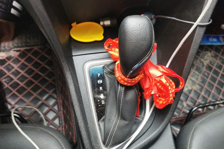 Used Buick GT 2021 Revised Version 1.3T Automatic Mild Hybrid Elite Edition Gear Lever
