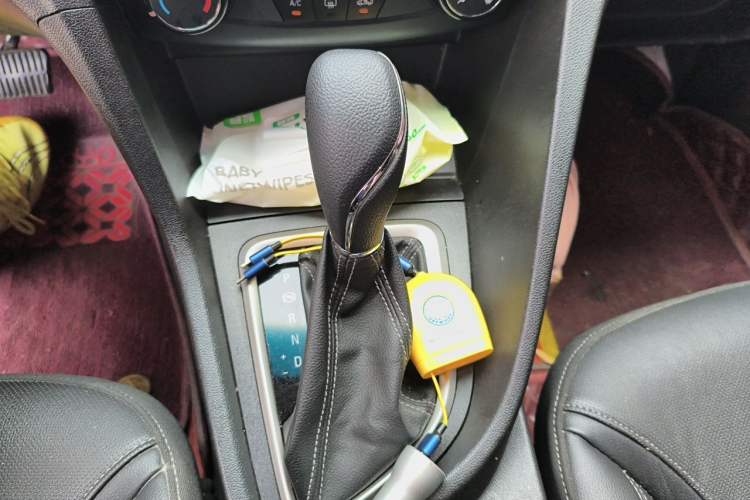 Used Buick GT 2021 Revised Version Flagship 1.5L Automatic Elite Edition Gear Lever