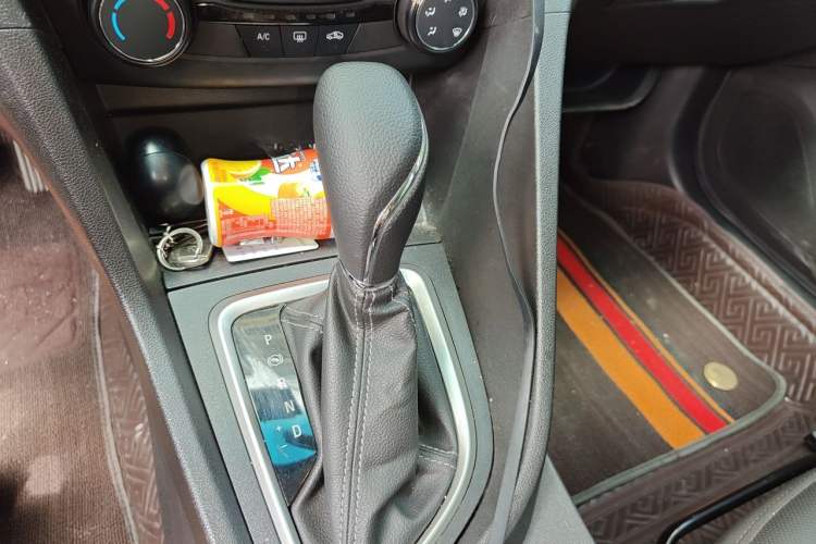 Used Buick GT 2021 Revised Version Flagship 1.5L Automatic Elite Edition Gear Lever