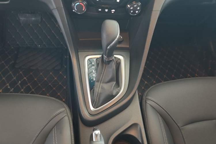Used Buick GT 2021 Revised Version Flagship 1.5L Automatic Entry-Level Trim Gear Lever