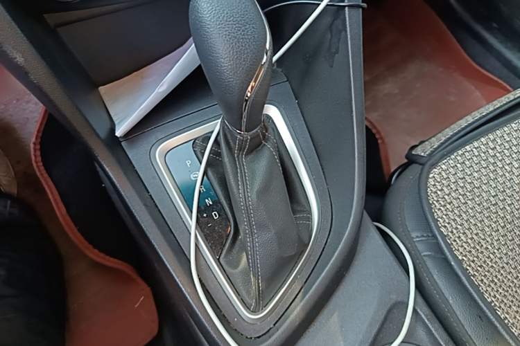 Used Buick GT 2021 1.3T Automatic Mild Hybrid Elite Version Gear Lever