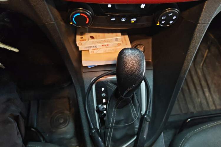 Used Buick GT 2021 Revised Version Flagship 1.5L Automatic Elite Edition Gear Lever