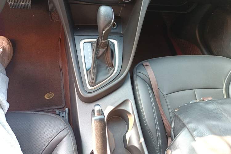 Used Buick GT 2021 Revised Version Flagship 1.5L Automatic Elite Edition Gear Lever