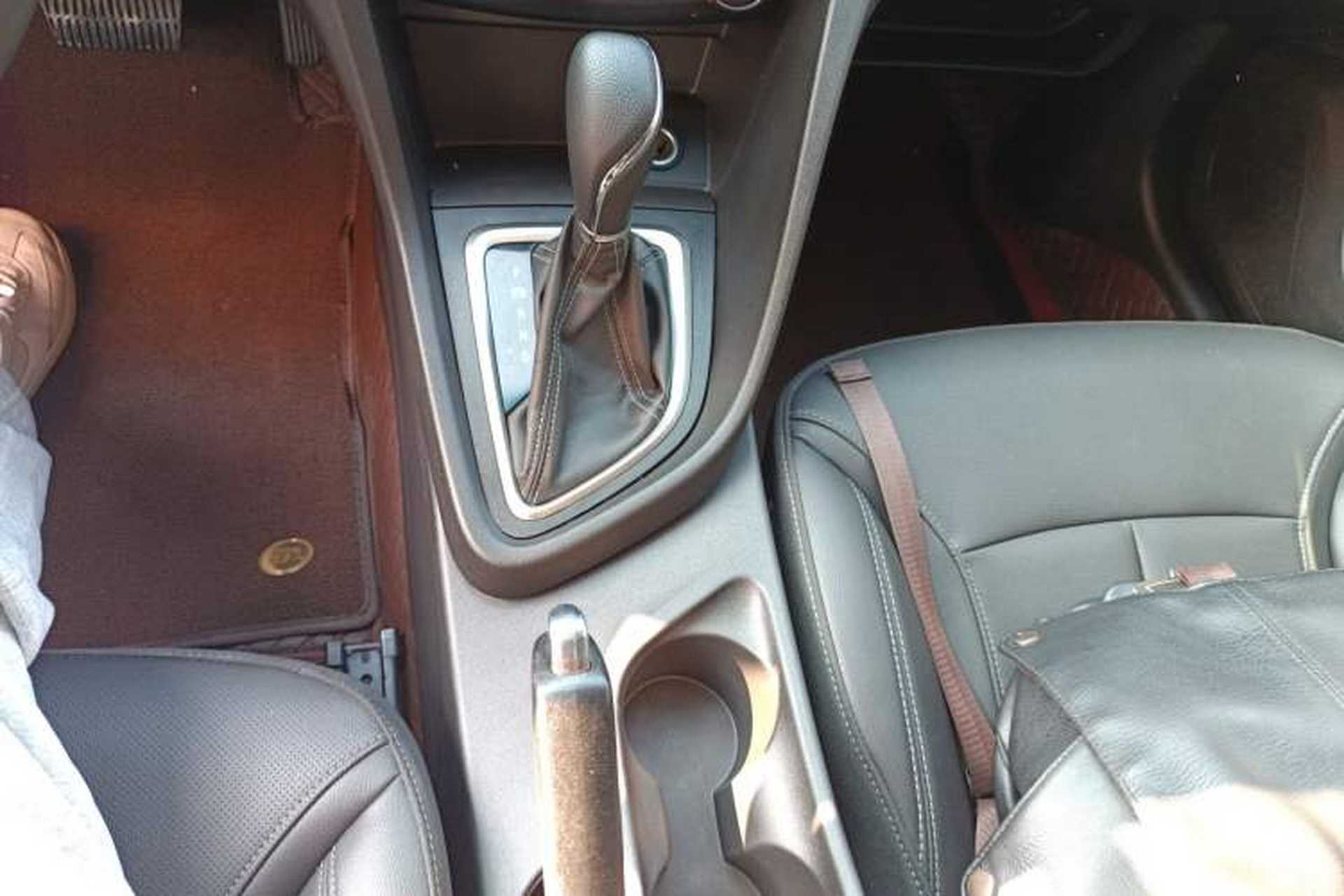 Used Buick GT 2021 Revised Version Flagship 1.5L Automatic Elite Edition Gear Lever