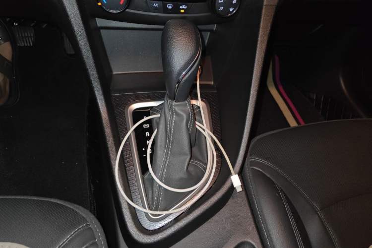 Used Buick GT 2021 Revised Version Flagship 1.5L Automatic Elite Edition Gear Lever