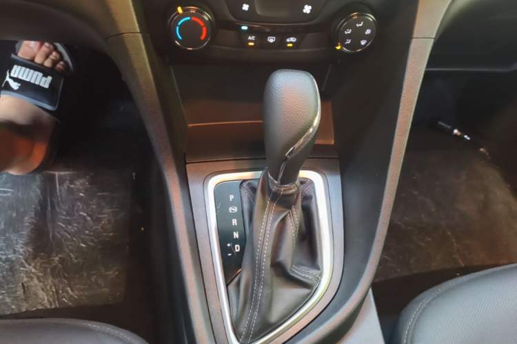 Used Buick GT 2021 Revised Version Flagship 1.5L Automatic Elite Edition Gear Lever