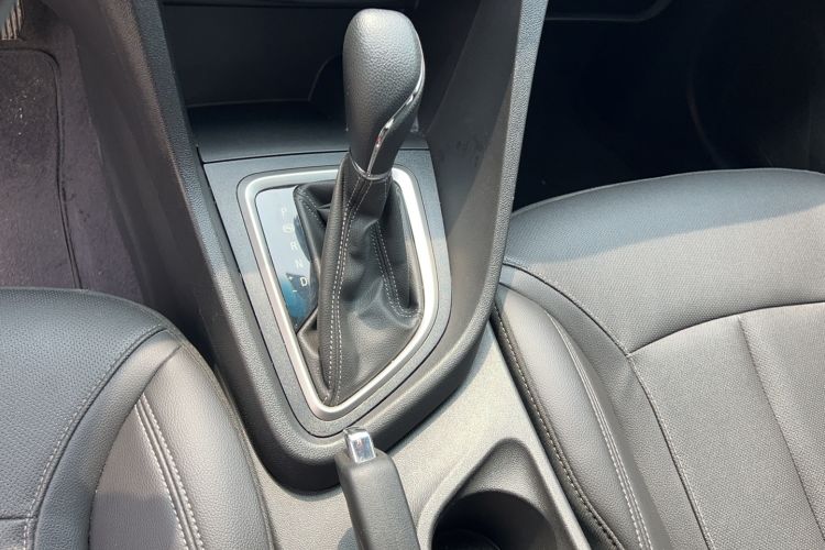 Used Buick GT 2021 Revised Version Flagship 1.5L Automatic Elite Edition Gear Lever