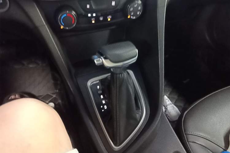 Used Buick GT 2021 Revised Version Flagship 1.5L Automatic Elite Edition Gear Lever