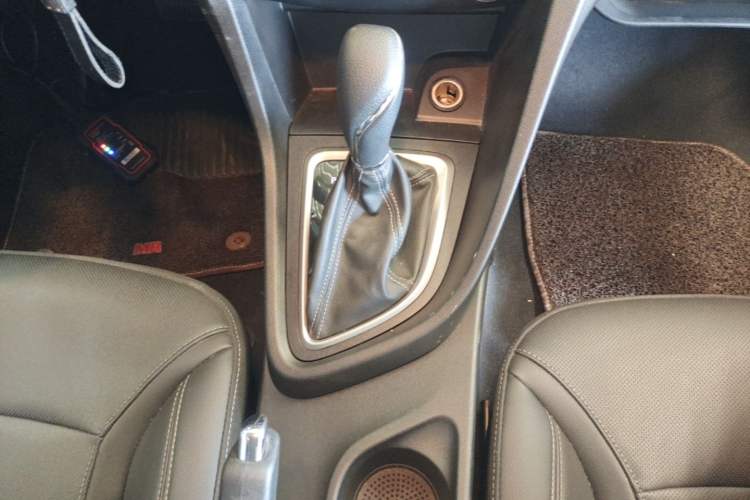 Used Buick GT 2021 Revised Version Flagship 1.5L Automatic Entry-Level Trim Gear Lever