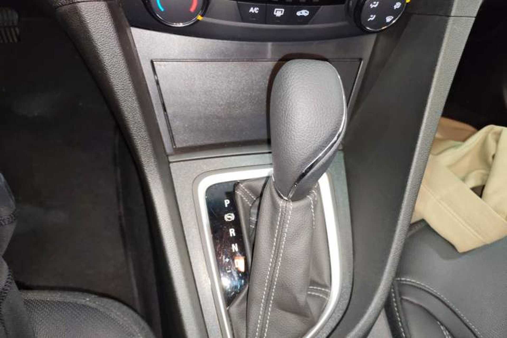 Used Buick GT 2021 Revised Version Flagship 1.5L Automatic Elite Edition Gear Lever