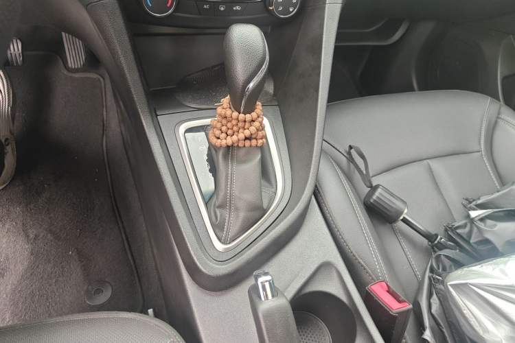 Used Buick GT 2021 Revised Version Flagship 1.5L Automatic Elite Edition Gear Lever