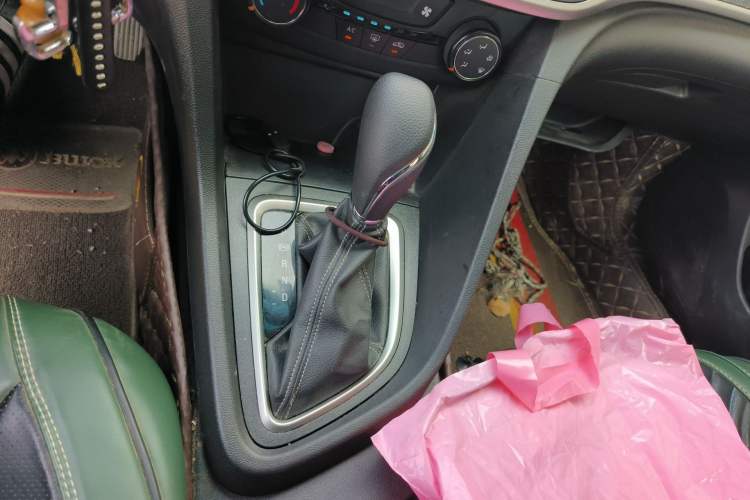 Used Buick GT 2021 Revised Version Flagship 1.5L Automatic Elite Edition Gear Lever