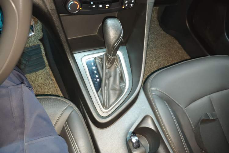 Used Buick GT 2021 Revised Version Flagship 1.5L Automatic Elite Edition Gear Lever