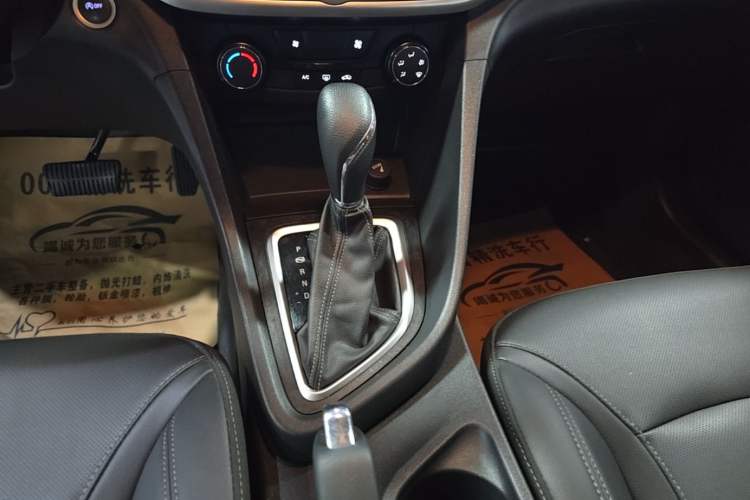 Used Buick GT 2021 Revised Version Flagship 1.5L Automatic Elite Edition Gear Lever