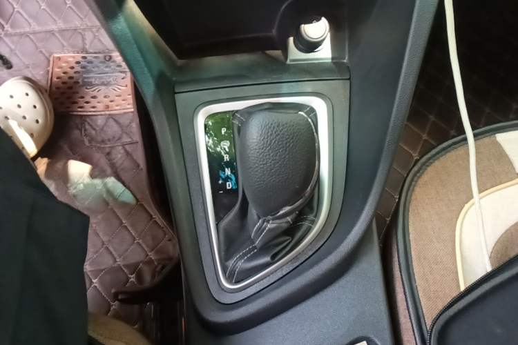 Used Buick GT 2021 Revised Version Flagship 1.5L Automatic Elite Edition Gear Lever