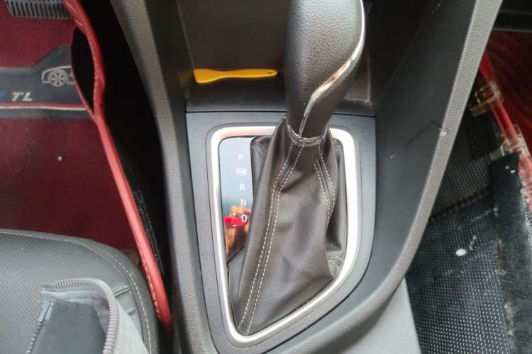 Used Buick GT 2021 Revised Version Flagship 1.5L Automatic Elite Edition Gear Lever