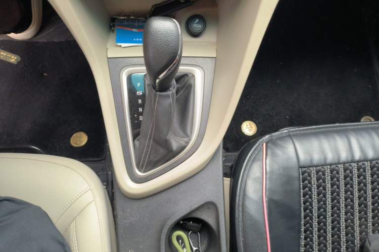 Used Buick GT 2021 Exemplar 1.5L Automatic Elite Version Gear Lever