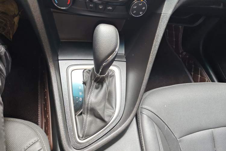 Used Buick GT 2021 Revised Version 1.3T Automatic Mild Hybrid Advanced Edition Gear Lever