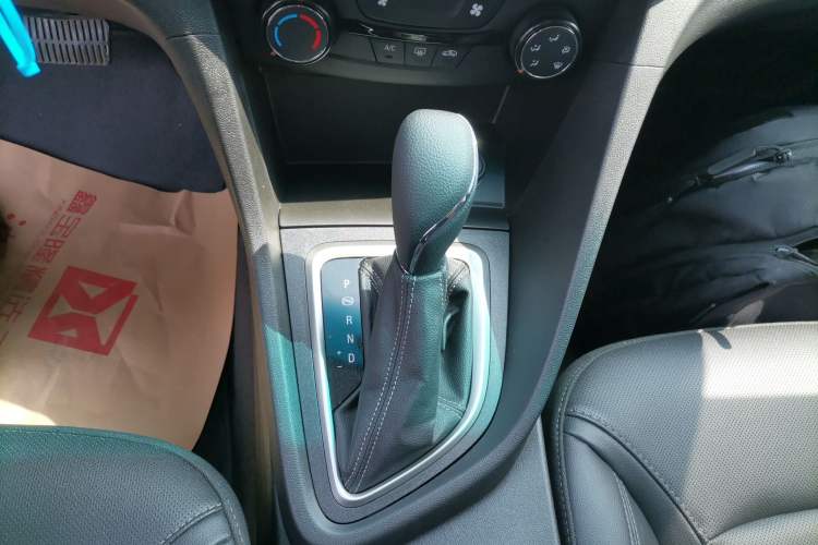 Used Buick GT 2021 Revised Version Flagship 1.5L Automatic Elite Edition Gear Lever