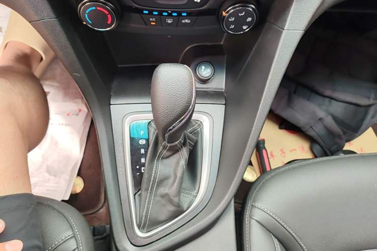 Used Buick GT 2021 Revised Version Flagship 1.5L Automatic Elite Edition Gear Lever