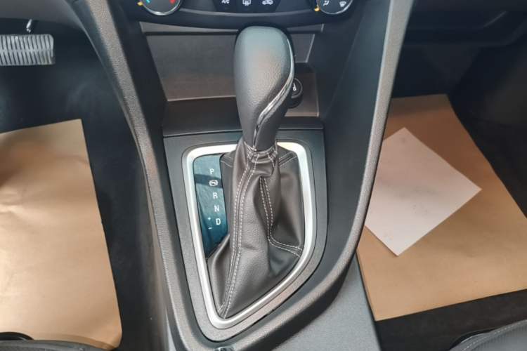 Used Buick GT 2021 Revised Version Flagship 1.5L Automatic Elite Edition Gear Lever