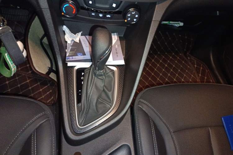 Used Buick GT 2021 Revised Version Flagship 1.5L Automatic Elite Edition Gear Lever